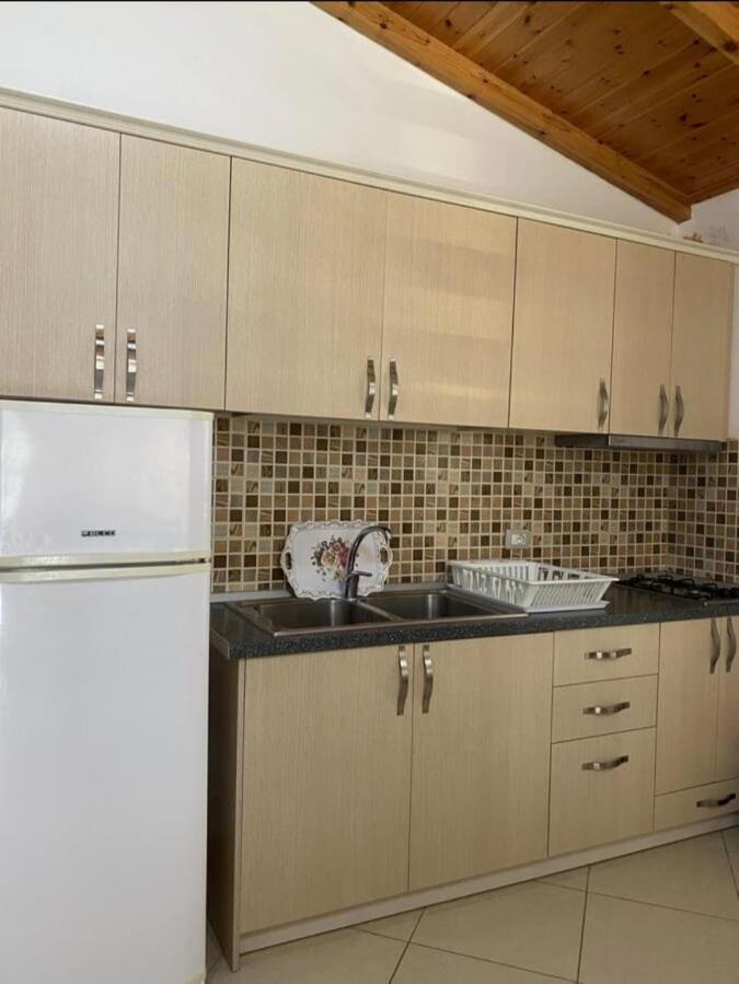 Ferienwohnung Apartmet Dritan Belulaj Orikum Exterior foto